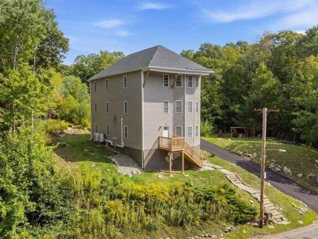 House for sale in Cherry Valley, Leicester