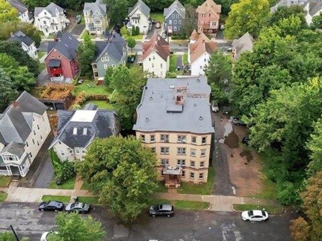 House for sale in South End, Springfield
