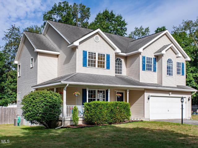 House for sale in Saratoga, New York