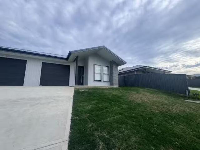 Condo for rent in Sydney, New South Wales