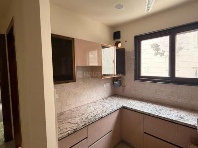 House for rent in Deri