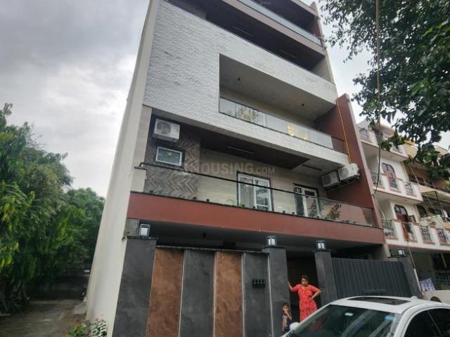 House for sale in West Delhi, Deri