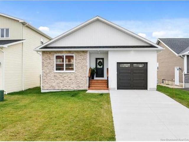 House for sale in Royal Road, City of Fredericton