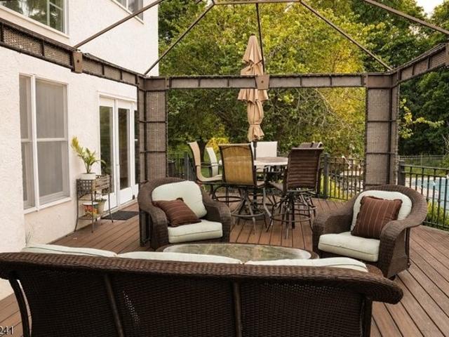 House for sale in Raritan, New Jersey