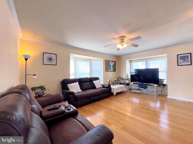 Townhouse for sale in Charles Town, West Virginia