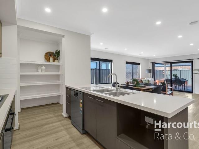 Apartment for rent in Cloverton, Melbourne