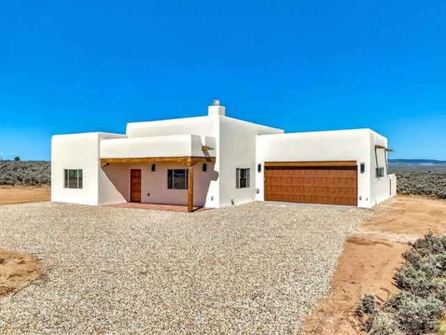 House for sale in Ranchos De Taos, New Mexico