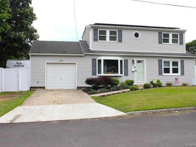 House for sale in Centereach, New York