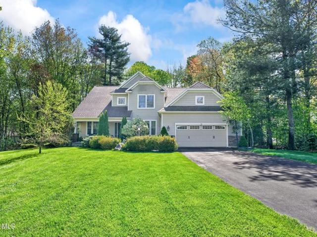 House for sale in Saratoga, New York