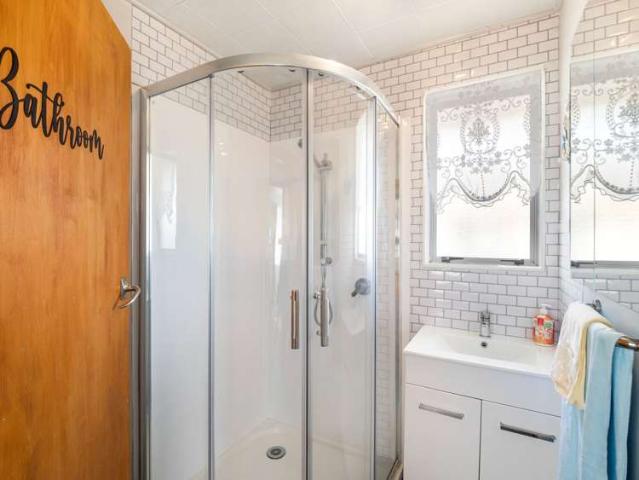 House for sale in Chaslands, Canterbury