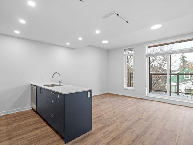 Apartment for rent in Mulhurst Bay, Ontario
