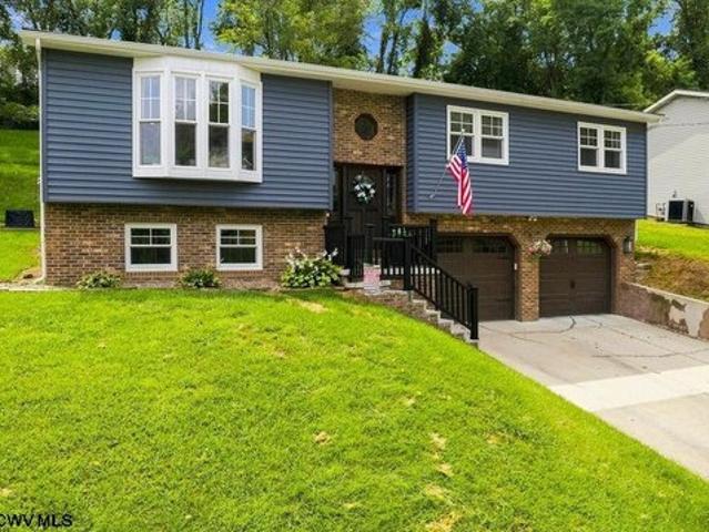 House for sale in Bridgeport, West Virginia