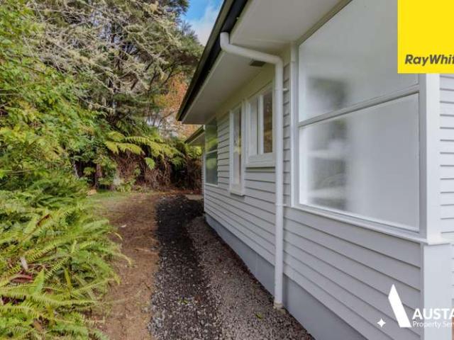 House for rent in Oratia