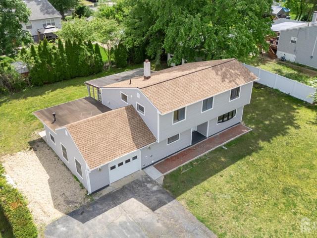 House for sale in Spotswood, New Jersey