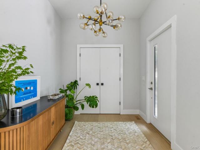House for sale in Wainscott, New York