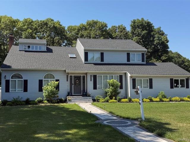 House for sale in Centereach, New York