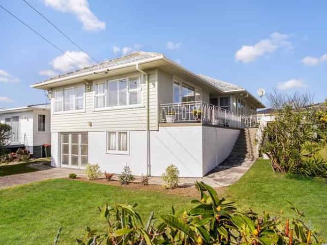House for rent in Blockhouse Bay, Oroua County