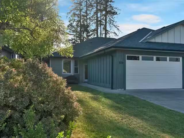 House for sale in Strathcona, British Columbia