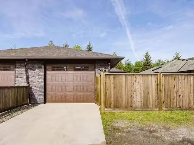 House for sale in Gibsons, British Columbia