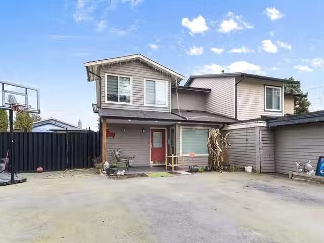 House for sale in Surrey, British Columbia