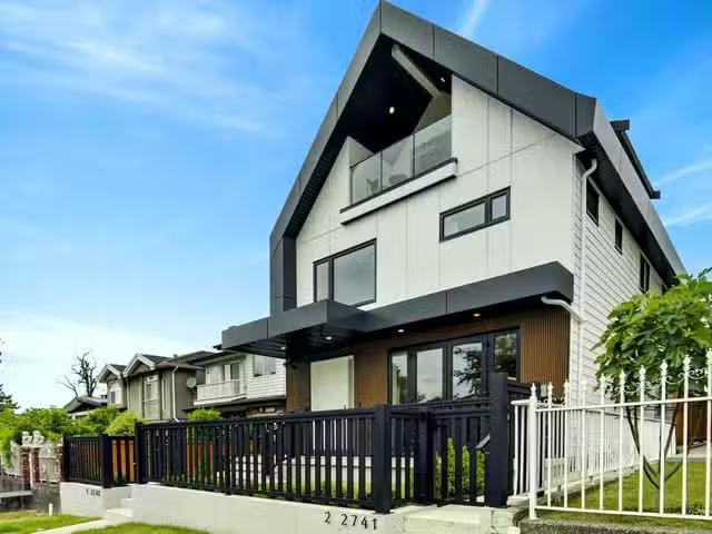 House for sale in Vancouver, British Columbia