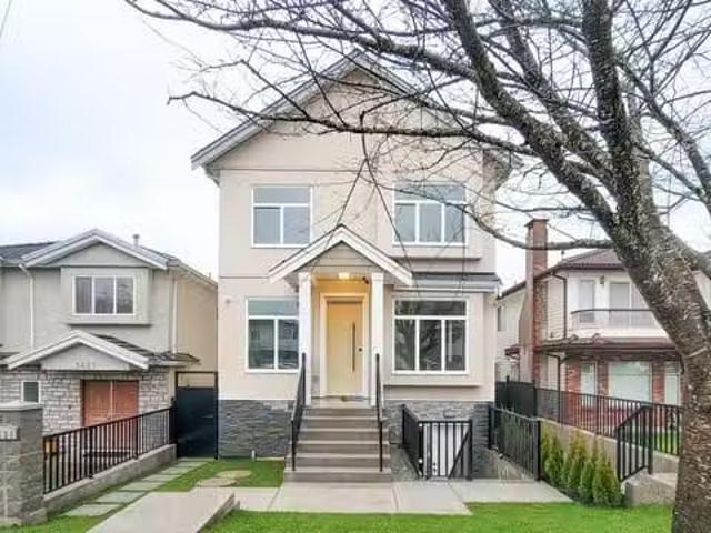 House for sale in Vancouver, British Columbia