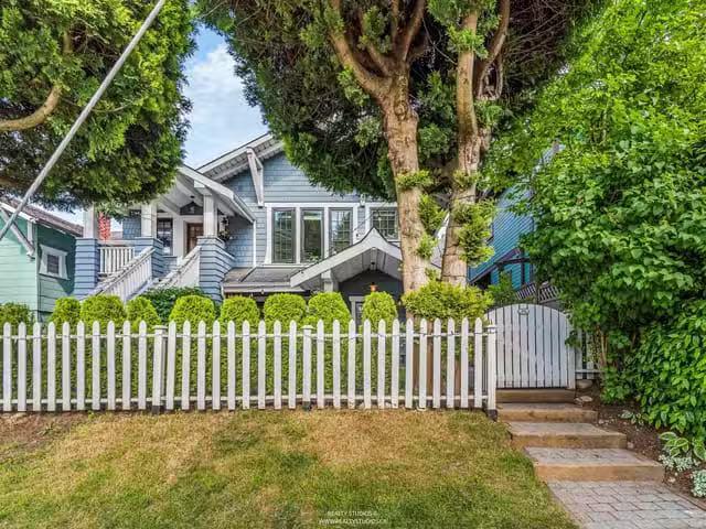 House for sale in Vancouver, British Columbia