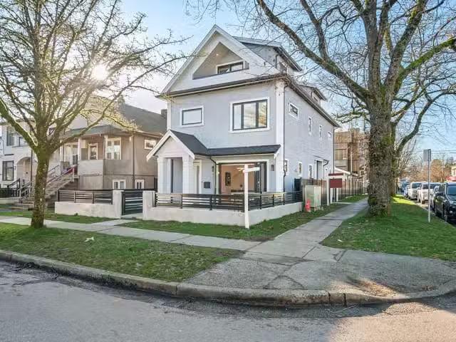 House for sale in Vancouver, British Columbia