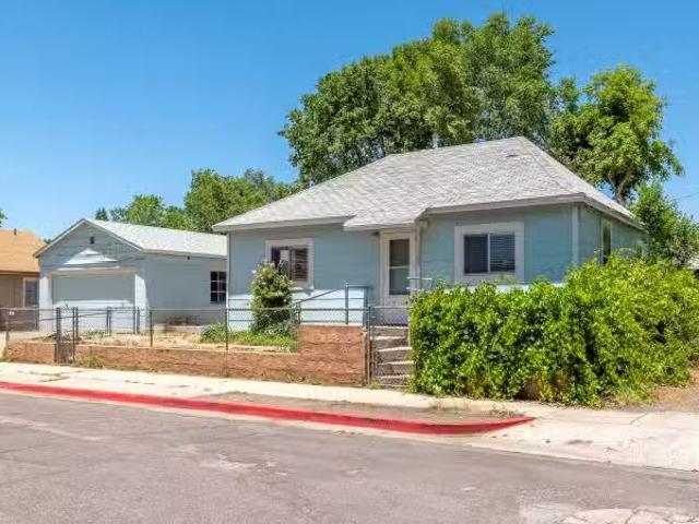 House for sale in Flagstaff