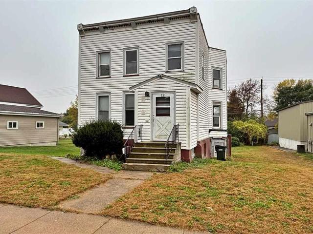 House for sale in Madelia, Minnesota