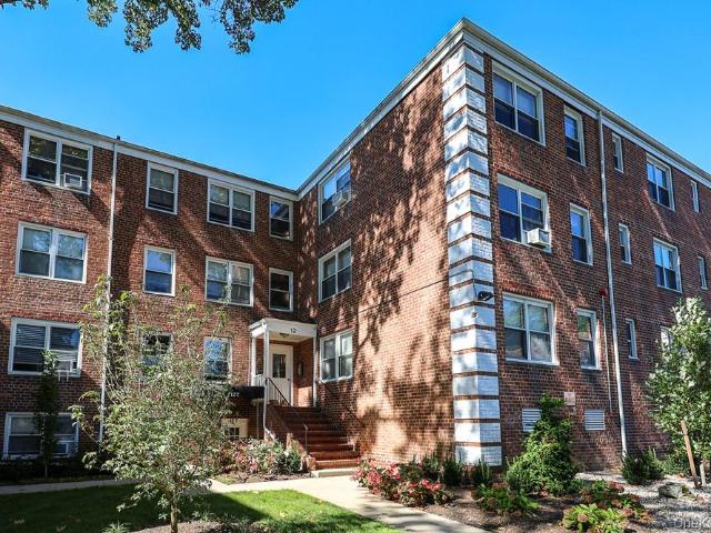 Property for sale in Roslyn Gardens, Village of Roslyn