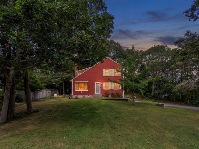 House for sale in Bourne, Barnstable County
