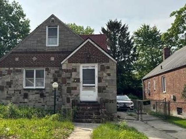 House for sale in Queens, Saint Albans