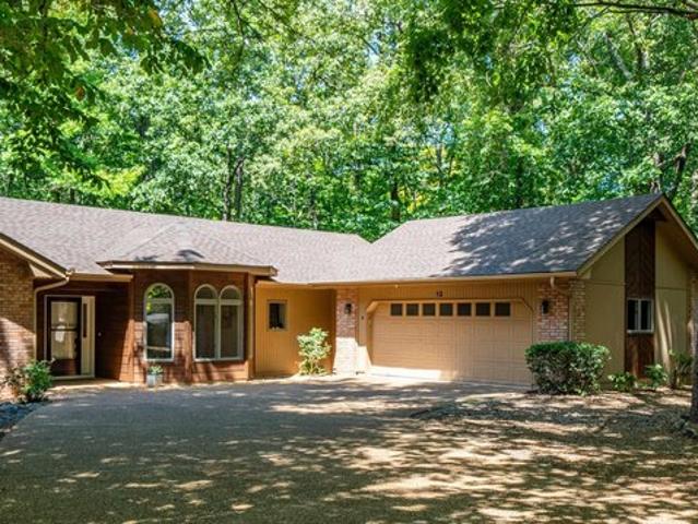 Townhouse for sale in Ark