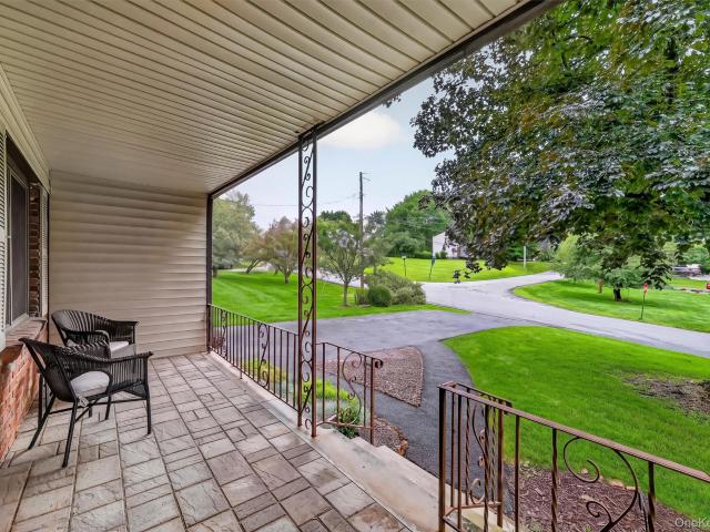 House for sale in Washingtonville, New York