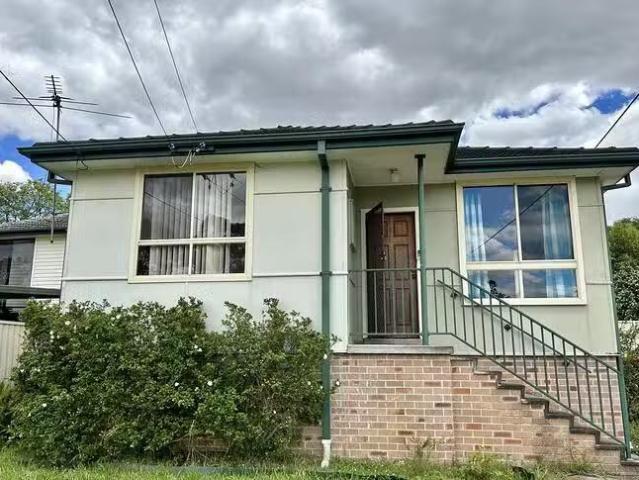 House for rent in Lalor Park