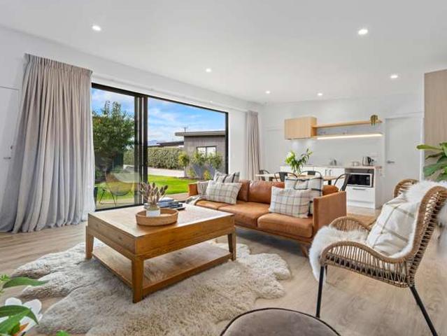 House for sale in Otakou