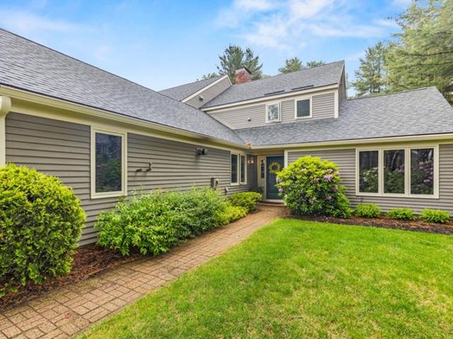 Townhouse for sale in Falmouth, Maine