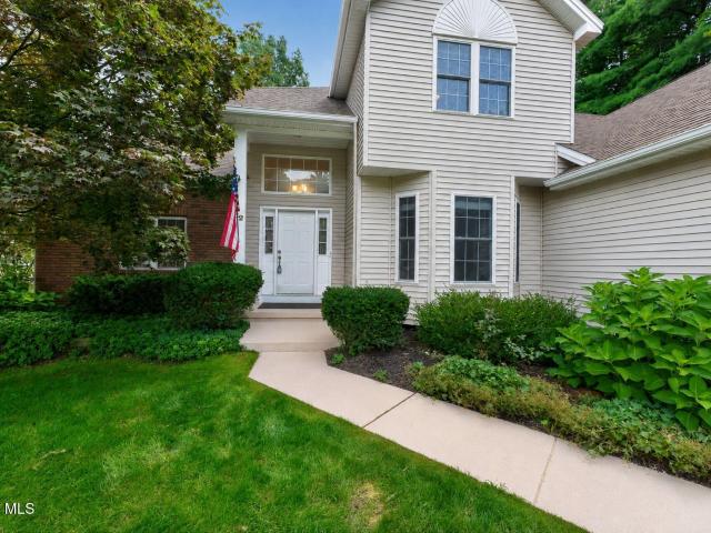 House for sale in Saratoga, New York