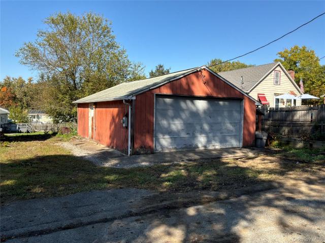 House for sale in Town of Hyde Park, Dutchess County
