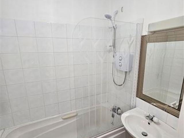 Apartment for sale in Bluebell, North Tipperary