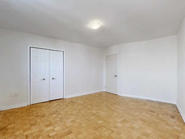 Apartment for rent in York Centre, Toronto
