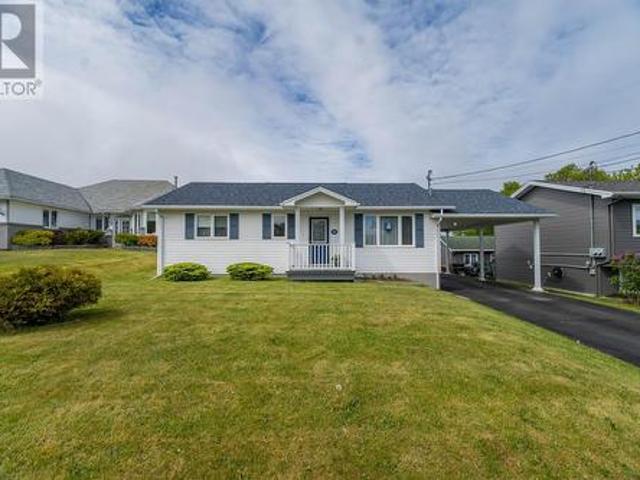 House for sale in Manuels, Newfoundland And Labrador