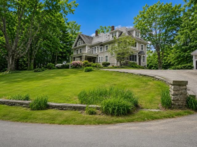 House for sale in New Hampshire