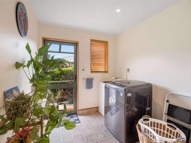 House for sale in Otakou