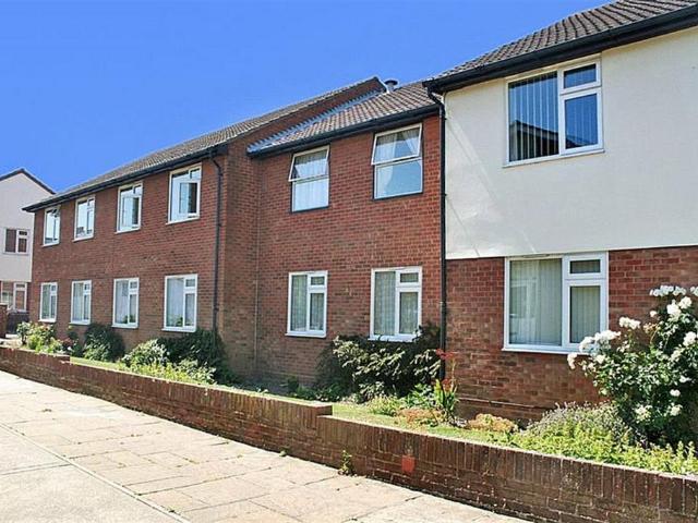 Apartment for rent in Frinton and Walton, Dale Hill