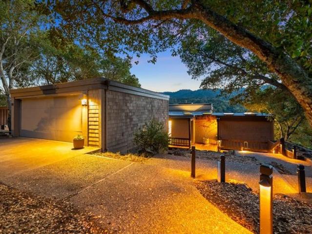 House for sale in Portola Valley, San Mateo County