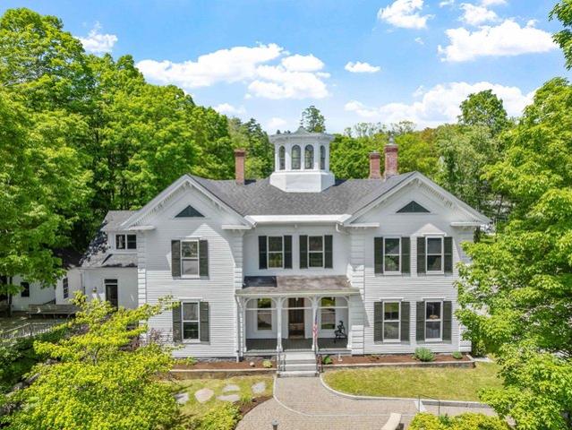 House for sale in New Hampshire