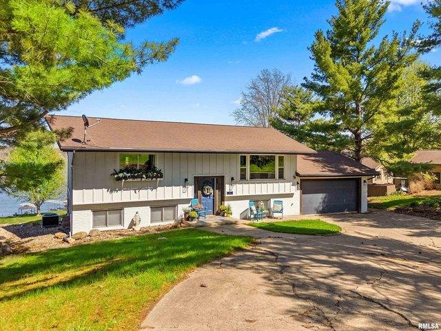 House for sale in Dahinda, Illinois