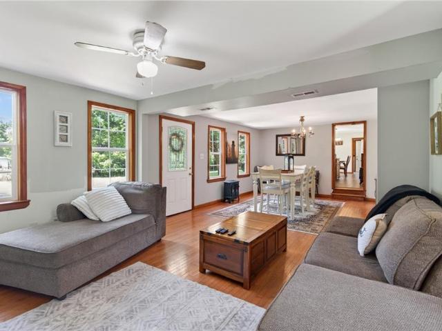 House for sale in Edgewater, Hampton